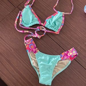 Medium ravish sands teal and heart design ruffle butt bikini